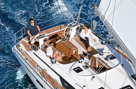 Bavaria 46, outside, velier,